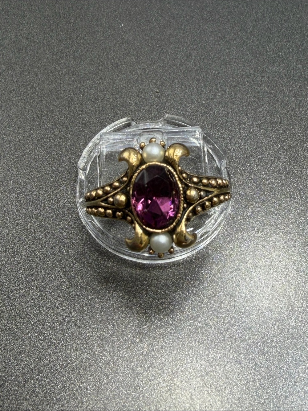 Vintage Avon  Ring with Purple Oval  Queensbury #455r
